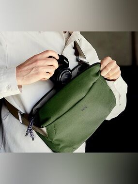BELLROY Venture 9L Sling Crossbody Bag in Green